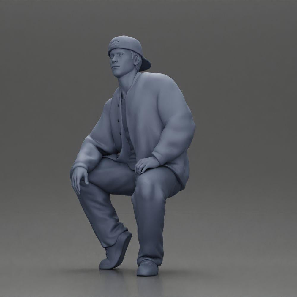 Diorama Modellbau Produktfoto 11: Diorama-Figur: Sitzender Hip-Hop-Mann mit Jacke, Cap und Sneakers (Ref Nr. A62)