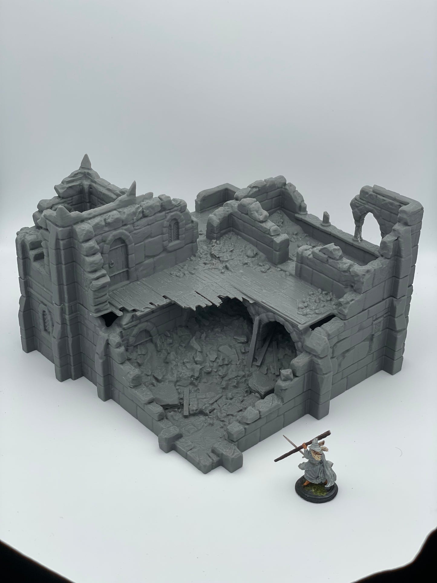 Produktfoto Tabletop 28mm The Printing Goes Ever On (TPGEO) 0: Ruine mittelalterliches Wohnhaus C - Überreste Gebäude aus dem Menschenreich Gonthan