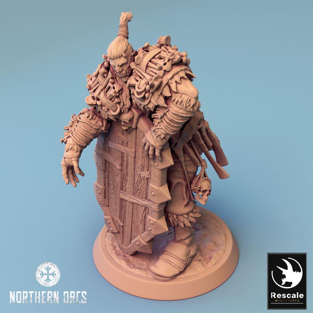 Produktfoto Tabletop 28mm Lord of the Print (LotP) 0: Tabletop Miniatur: Ork Schildwache mit Turmschild, Orc Guard, Schildkämpfer (24_04_F1)