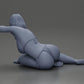 Diorama Modellbau Produktfoto 9: Miniaturfigur: Liegende Frau im Bikini, halb aufgestützt am Strand (Ref Nr. A106)