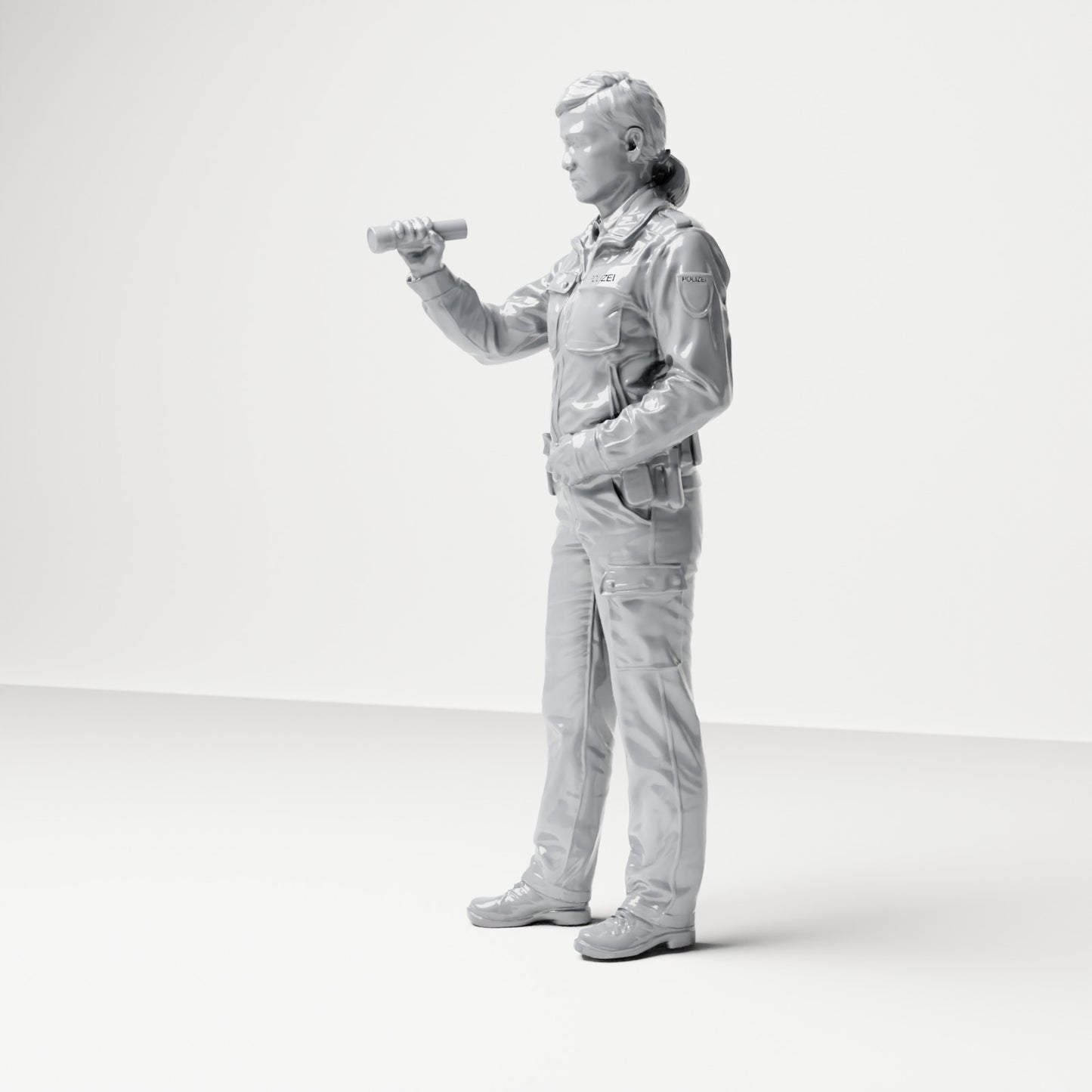 Diorama Modellbau Produktfoto 1: Stehende Figur: Polizist mit Dienstgürtel & Taschenlampe (B019)