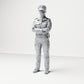 Diorama Modellbau Produktfoto 0: Stehende Figur: Polizist mit Dienstmütze & verschränkten Armen (B021)