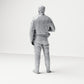 Diorama Modellbau Produktfoto 2: Stehende Figur: Polizist mit Funkgerät, taktischer Weste & Ausrüstungsgürtel (B023)
