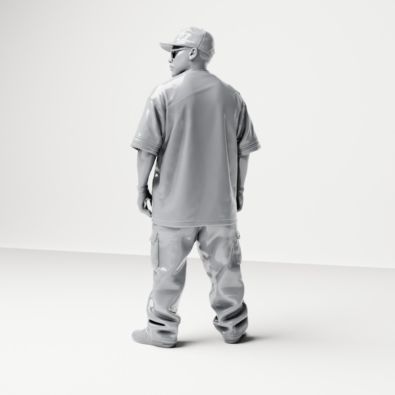 Diorama Modellbau Produktfoto 2: Stehende Figur: Streetwear-Mann mit Kappe, Sonnenbrille & Sporttrikot 13 (B032)
