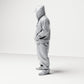 Diorama Modellbau Produktfoto 1: Stehende Figur: Person mit Kapuzenjacke, Basecap & Gesichtstuch, Hände in den Taschen (B034)