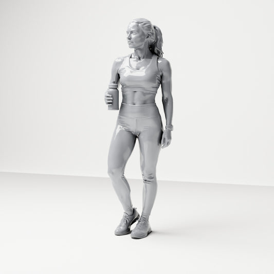 Diorama Modellbau Produktfoto 0: Stehende Figur: Sportlerin in Trainingskleidung mit Trinkflasche (B036)