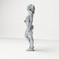 Diorama Modellbau Produktfoto 1: Stehende Figur: Sportlerin in Trainingskleidung mit Trinkflasche (B036)