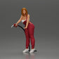 Diorama Modellbau Produktfoto 0: Diorama Figur: Mechanikerin mit Zapfpistole in roter Latzhose - stehende Diorama-Miniatur (Ref Nr. A136)
