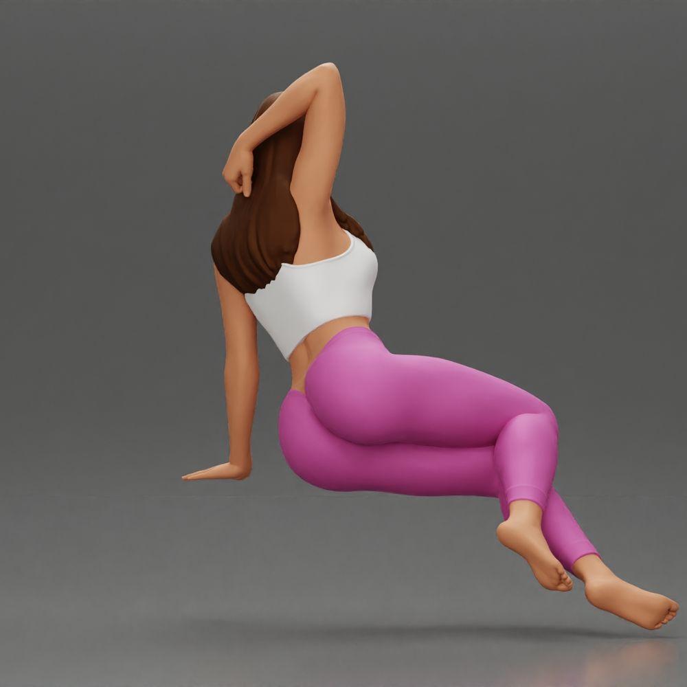 Diorama Modellbau Produktfoto 2: Miniaturfigur: Frau in Leggings, seitlich auf Sofa sitzend, Arm hinter dem Kopf (Ref Nr. A68)