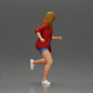 Diorama Modellbau Produktfoto 2: Diorama-Figur: Laufende junge Frau mit offenem Hemd & Shorts, entschlossen (Ref Nr. A102)