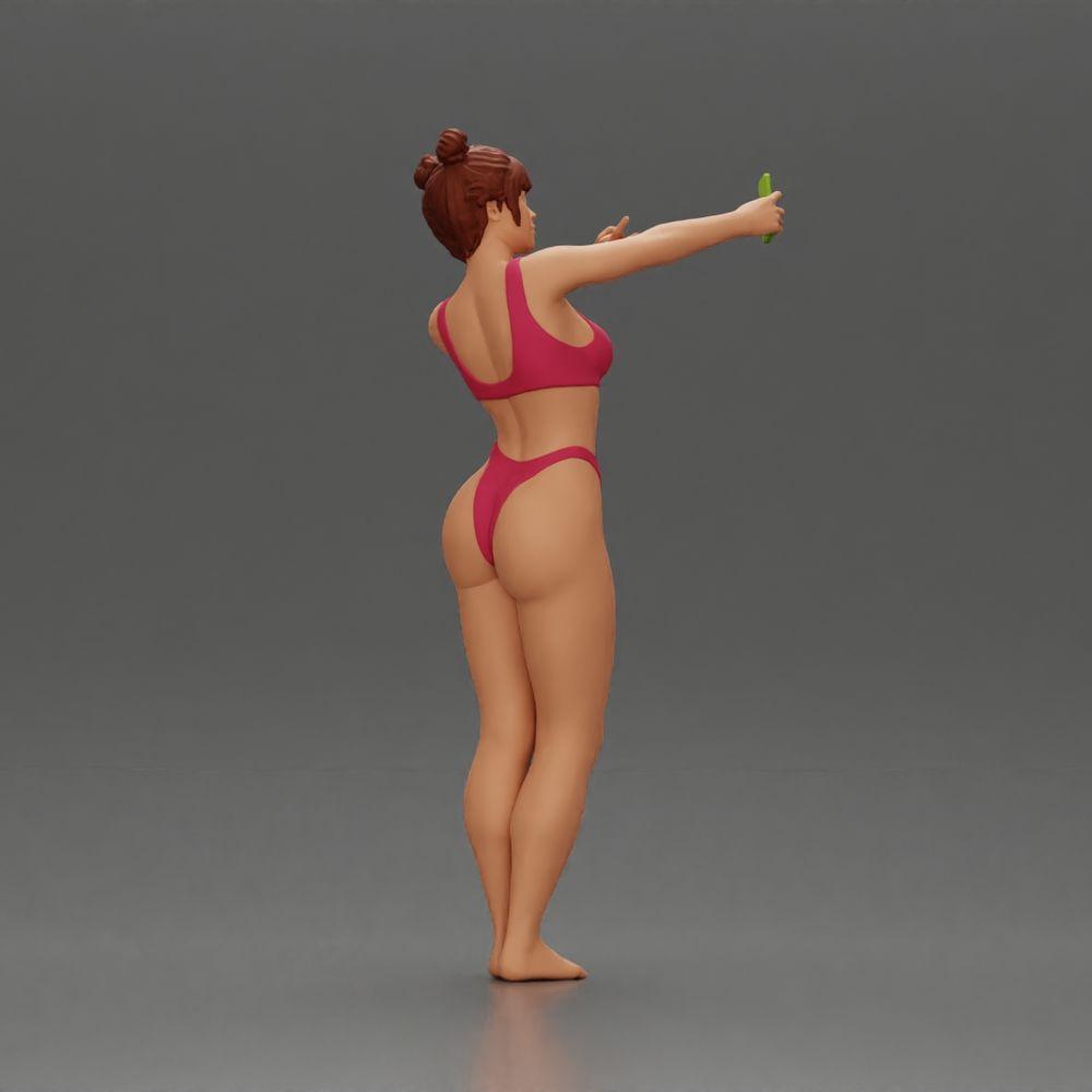 Diorama Modellbau Produktfoto 2: Diorama-Miniatur: Frau im Bikini macht Selfie am Strand, stehende Figur (Ref Nr. A69)