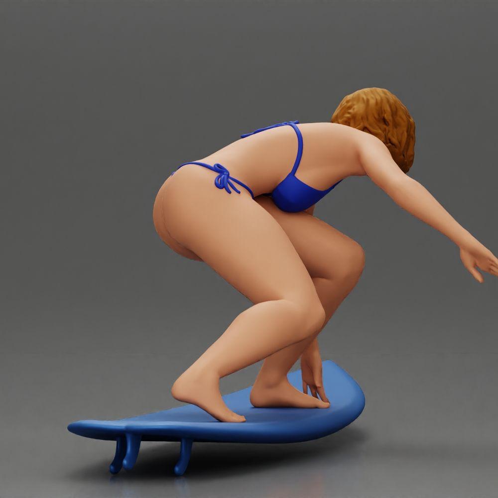 Diorama Modellbau Produktfoto 3: Diorama-Miniatur: Surferin kniend im Bikini auf Surfbrett, einzeln (Ref Nr. A119)