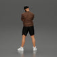 Diorama Modellbau Produktfoto 3: Figur: Mann mit verschränkten Armen, Cap, Jacke, Shorts, Sportschuhe (Ref Nr. A125)