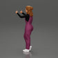 Diorama Modellbau Produktfoto 4: Stehendes, lächelndes Mädchen in Latzhose, beide Daumen hoch - Diorama-Figur (Ref Nr. A82)