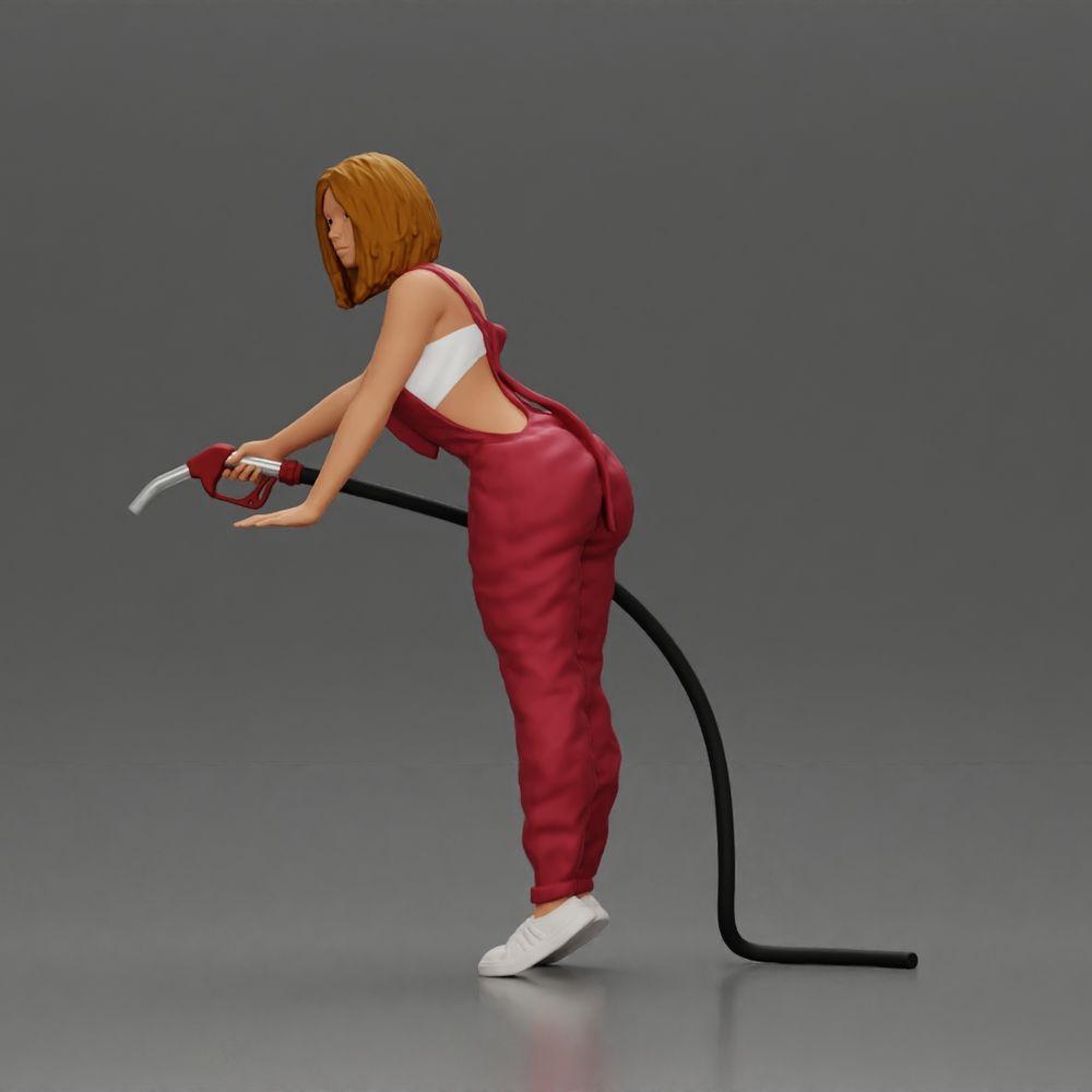 Diorama Modellbau Produktfoto 5: Diorama Figur: Mechanikerin mit Zapfpistole in roter Latzhose - stehende Diorama-Miniatur (Ref Nr. A136)