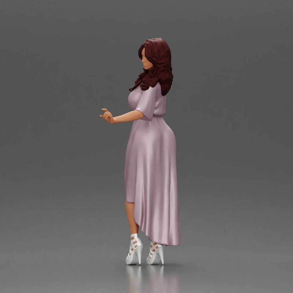 Diorama Modellbau Produktfoto 5: Miniatur-Figur: Frau im langen Brautkleid mit High Heels, elegant posierend (Ref Nr. A109)