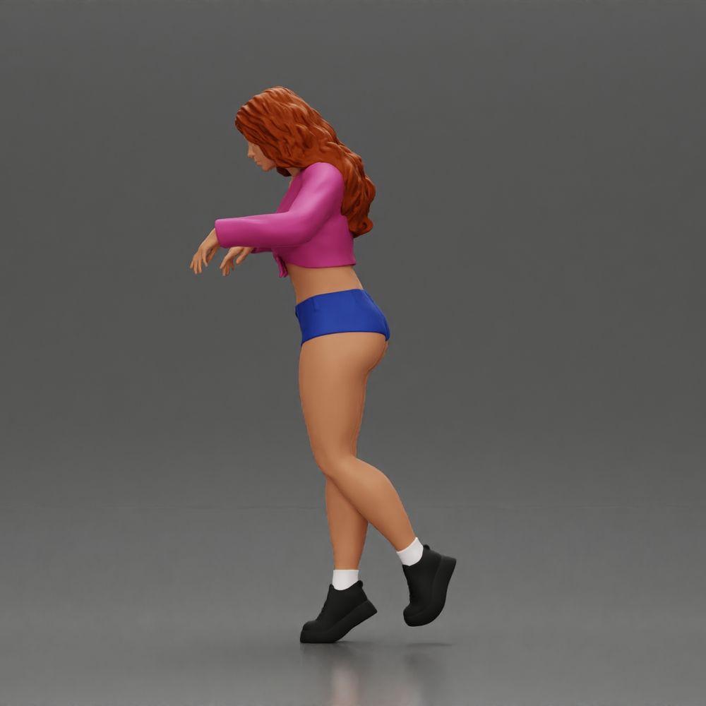 Diorama Modellbau Produktfoto 5: Weibliche Diorama-Figur in Minirock und Shorts, am Treppenrand stehend (Ref Nr. A73)