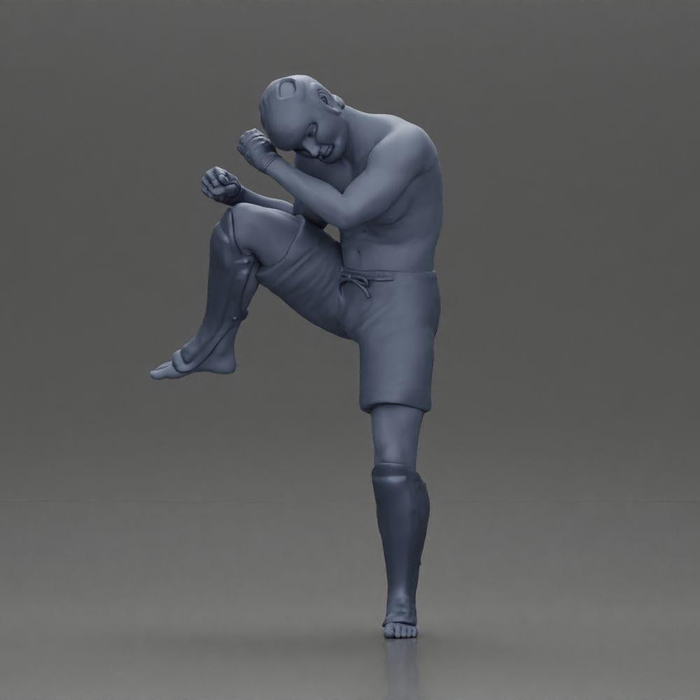 Diorama Modellbau Produktfoto 6: Diorama Figur: Kampfsport-Miniatur, Trittpose mit Kopfschutz, Handschuhen & Schienbeinschutz (Ref Nr. A122)