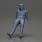 Diorama Modellbau Produktfoto 6: Sitzende Miniaturfigur, Mann in historischer Kleidung mit Mütze und Hosenträgern (Ref Nr. A84)