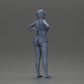 Diorama Modellbau Produktfoto 8: Diorama Figur: Stehende Miniaturfigur im Sommerlook mit Kappe, Shorts, barfuß am Strand (Ref Nr. A108)