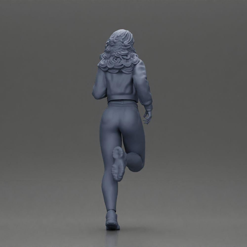 Diorama Modellbau Produktfoto 8: Diorama-Miniaturfigur: Laufendes Mädchen mit langen Haaren in Jacke (Ref Nr. A96)