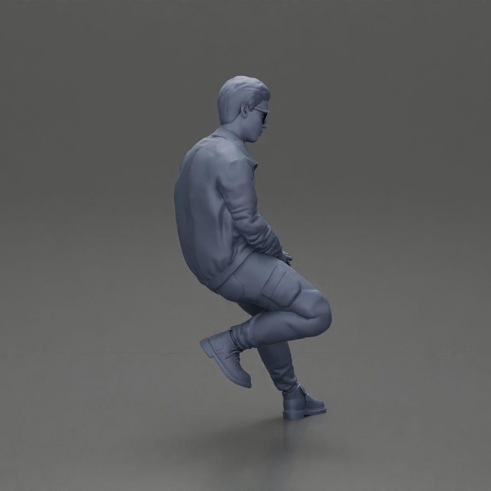 Diorama Modellbau Produktfoto 8: Diorama-Figur: Sitzender Mann im Auto, Jacke & Sonnenbrille (Ref Nr. A107)