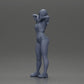 Diorama Modellbau Produktfoto 11: Diorama-Miniatur: Weibliche Figur im Bikini, kurzes Shirt & Haarband, posierend (Ref Nr. A97)