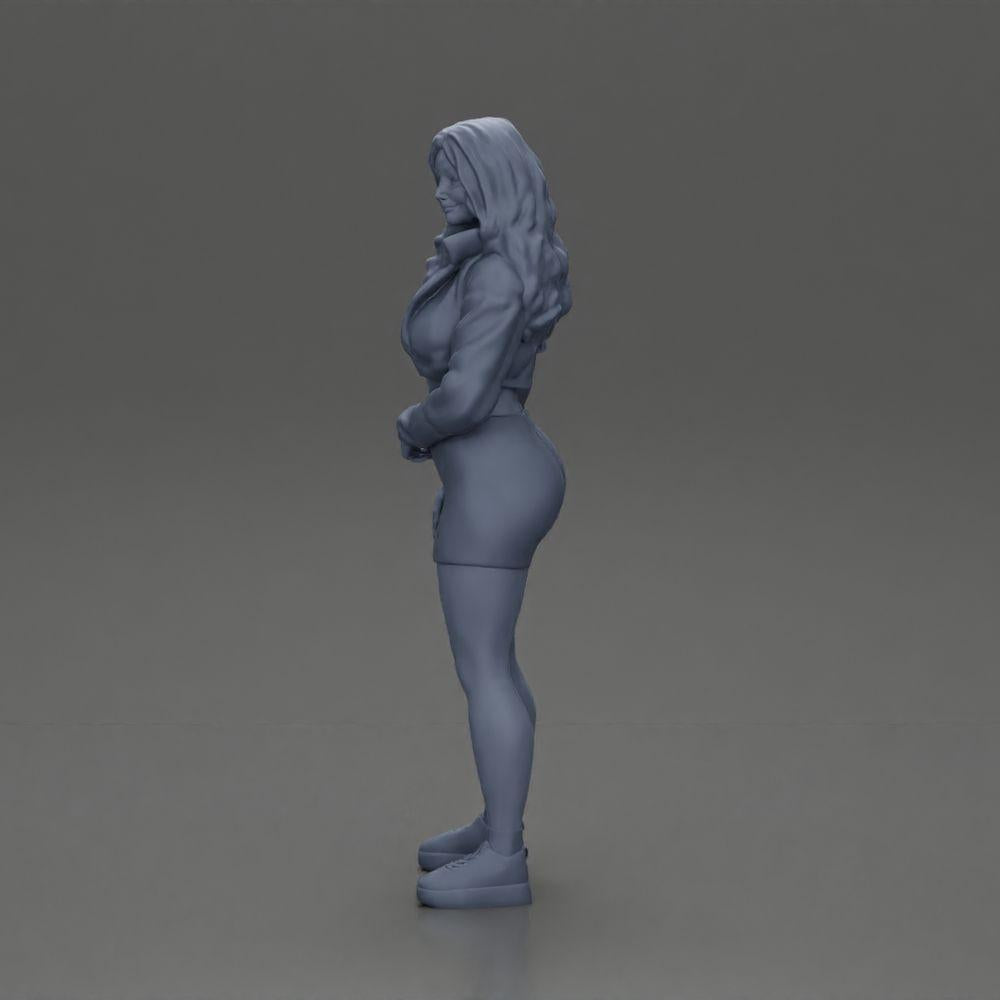 Diorama Modellbau Produktfoto 11: Miniaturfigur: Sportliches Mädchen stehend mit Kurzjacke, Shorts und Sneakern (Ref Nr. A74)