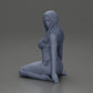 Diorama Modellbau Produktfoto 11: Kniende Miniaturfigur Frau im Bikini, sitzend auf flacher Basis - Strand-Diorama (Ref Nr. A83)