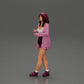 Diorama Modellbau Produktfoto 14: Weibliche Diorama-Figur in offener Strickjacke und kurzen Hosen mit Regenschirm (Ref Nr. A92)