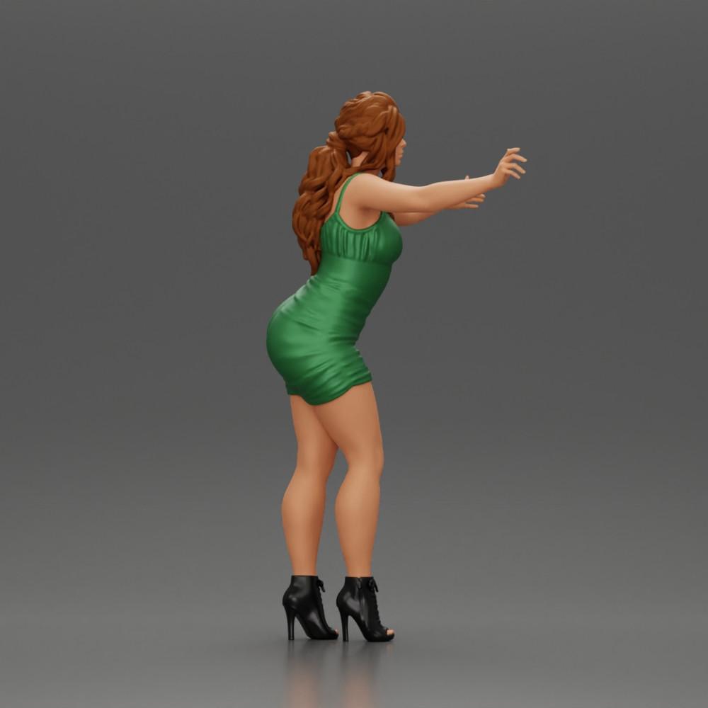 Diorama Modellbau Produktfoto 2: Diorama-Figur: Frau im knielangen Kleid mit Absatzschuhen, ausgestreckte Arme (Ref Nr. A58)