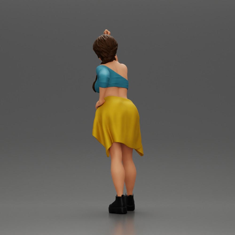 Diorama Modellbau Produktfoto 4: Miniaturfigur: Mädchen in Top & Shorts, Shirt um Hüfte gebunden, Arm erhoben (Ref Nr. A56)