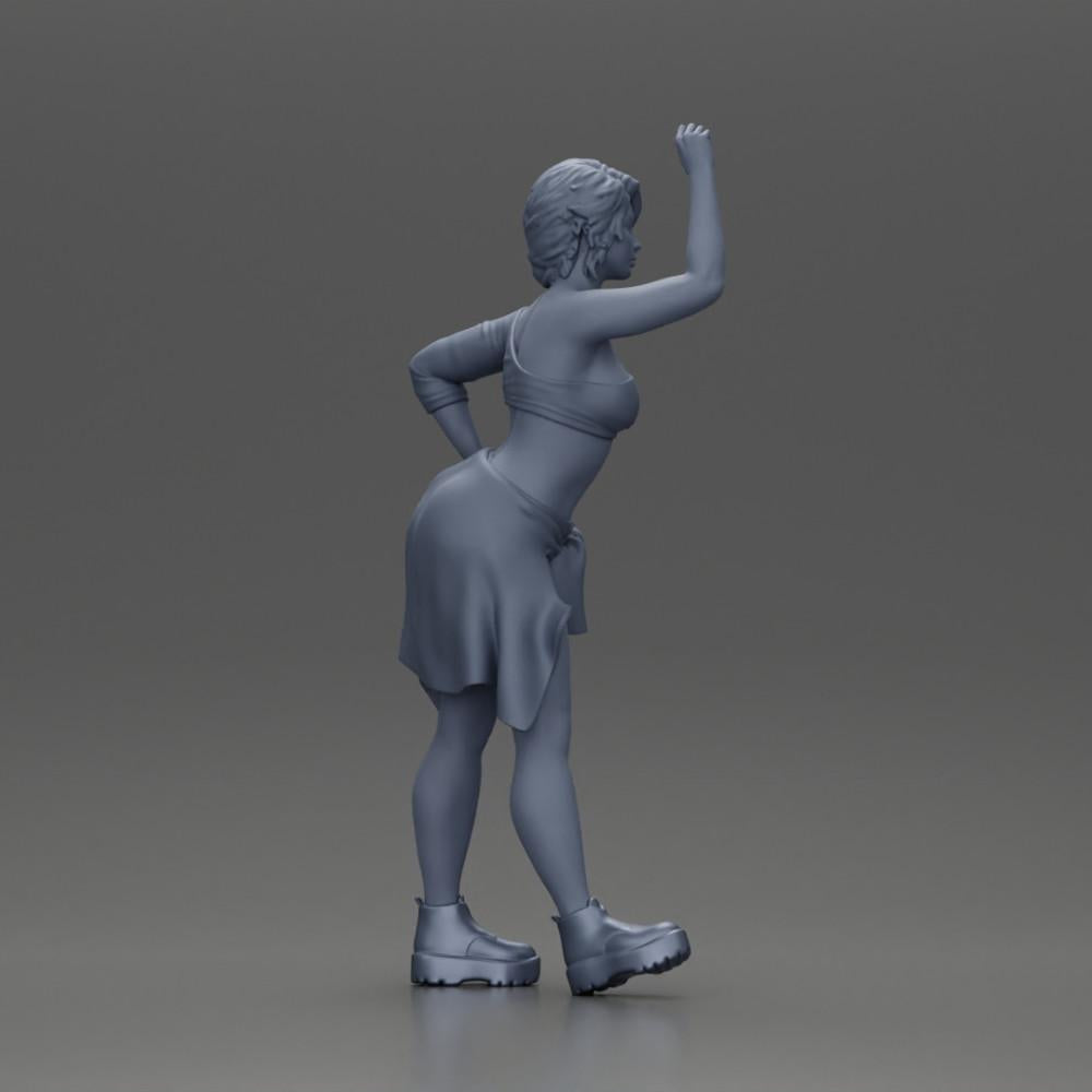 Diorama Modellbau Produktfoto 8: Miniaturfigur: Mädchen in Top & Shorts, Shirt um Hüfte gebunden, Arm erhoben (Ref Nr. A56)