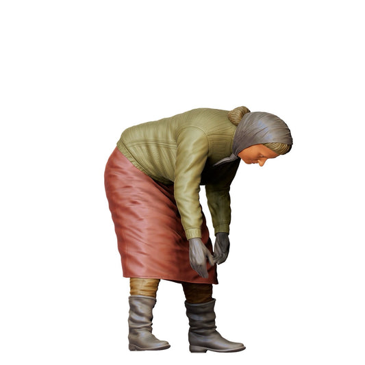 Miniatur Figur: Bäuerin auf dem Feld - Alte Landwirtin bei der Arbeit (Nr. 301)
