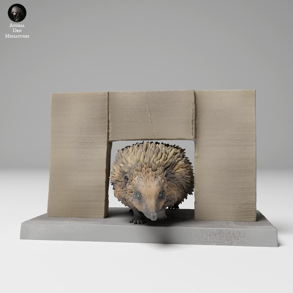 Produktfoto 3: Wildtier Tierfigur: Europäischer Igel - überquert einen Zaun (24_11_06)