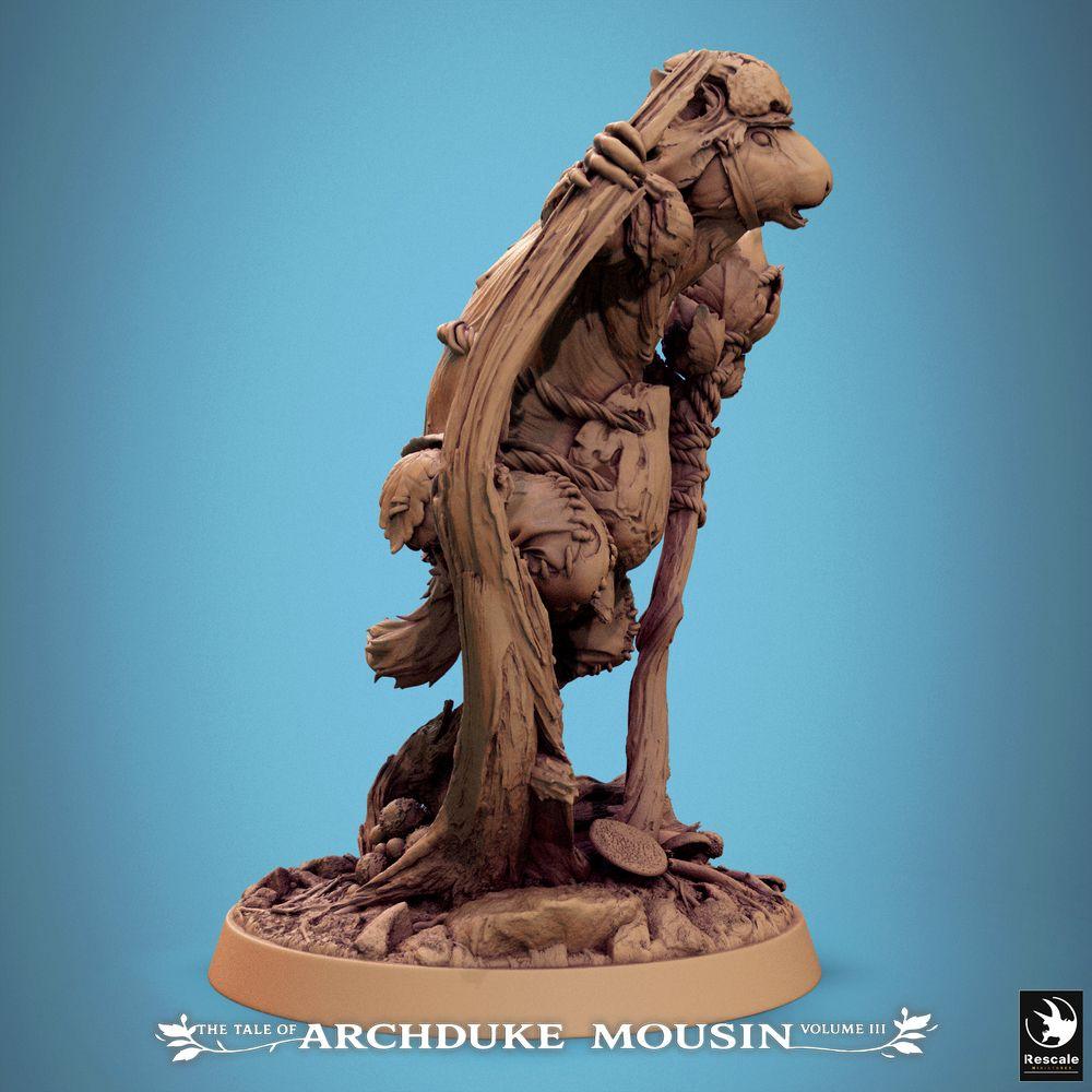 Produktfoto Tabletop 28mm Lord of the Print (LotP) 1: Fantasy Miniatur: Nagetier-Schamane und Druide, Waldmagier mit knorrigem Stab in dynamischer Sprungpose auf Wald-Base, Charaktermodell Maus/Ratte (25_07_Q7)