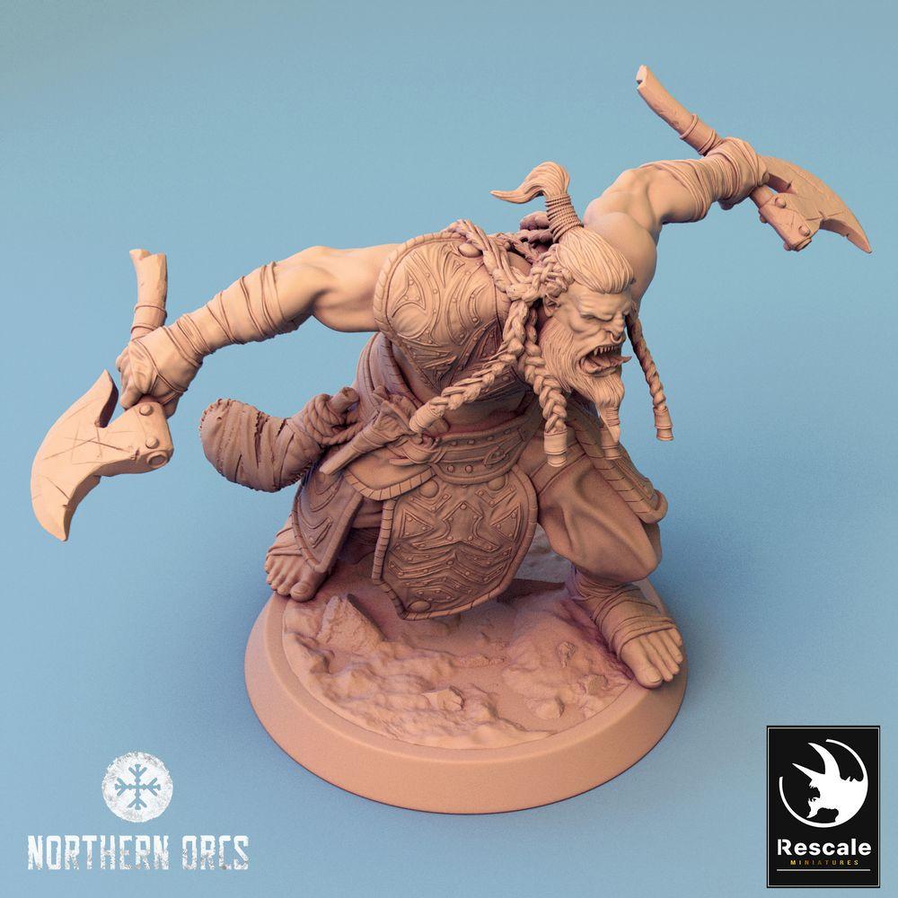 Produktfoto Tabletop 28mm Lord of the Print (LotP) 0: Tabletop Miniatur: Ork Berserker mit Axt und Dolch - Orc Barbarian, Axtkämpfer im Kampfschrei (24_04_H6)
