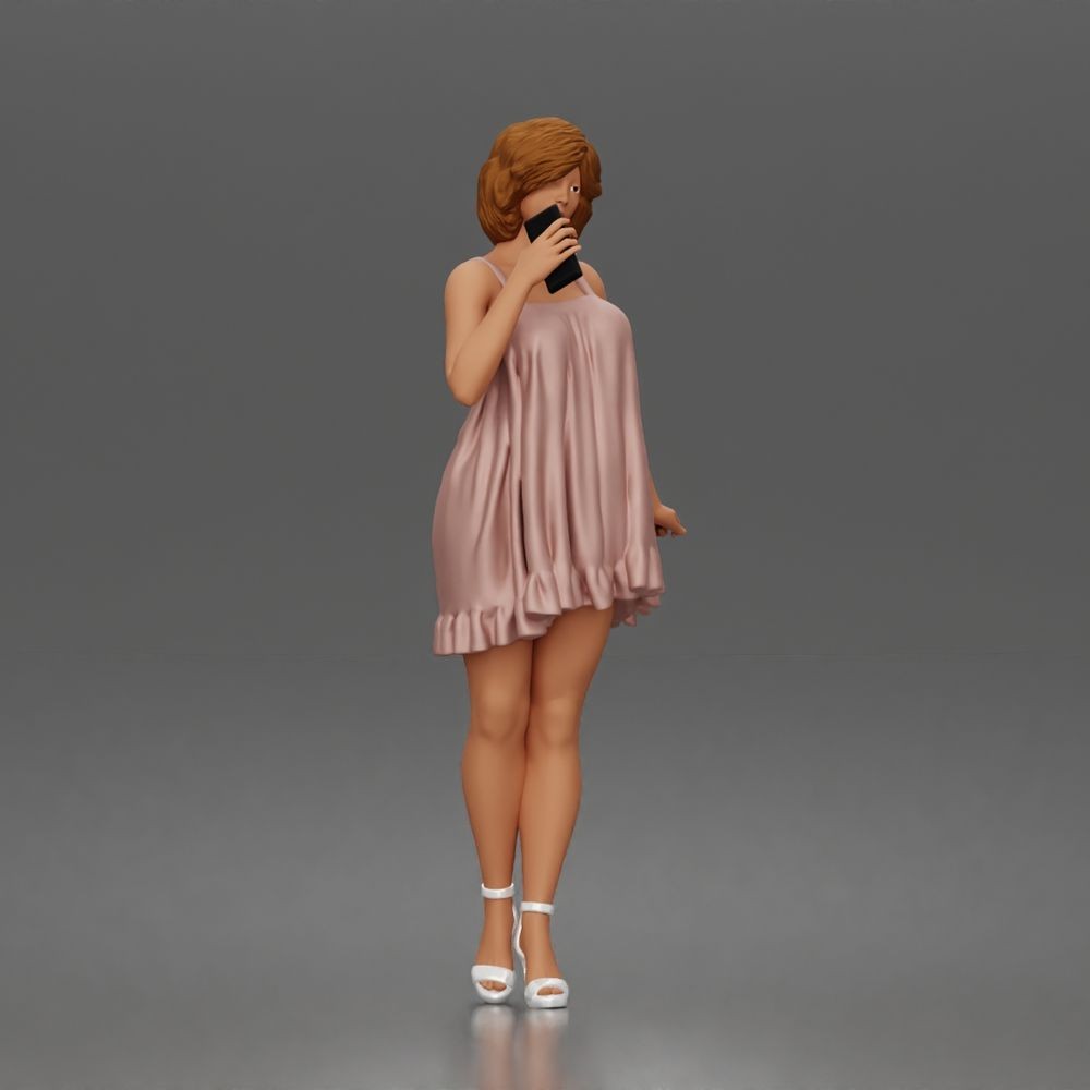 Diorama Modellbau Produktfoto 1: Stehende Figur: Frau im kurzen Kleid mit Mobiltelefon & Absatzschuhen (a180)